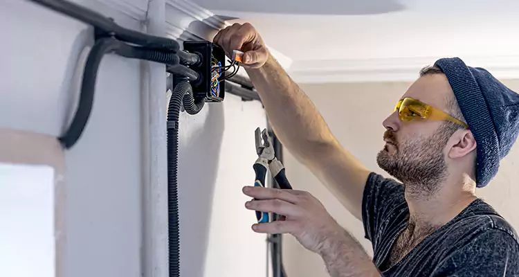 Garage Door Opener Cable Repair in Dunedin, FL