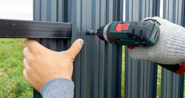 Metal Gate Repair in Dunedin, FL