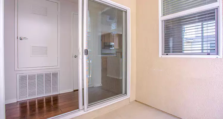 Sliding Screen Door Track Repair in Dunedin, FL