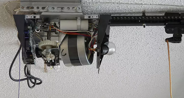 Garage Door Motor Replacement in Dunedin, FL